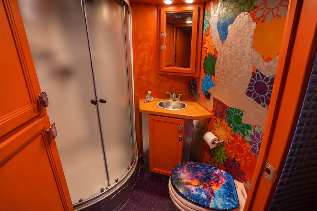LoveRocket bathroom with full floral mural