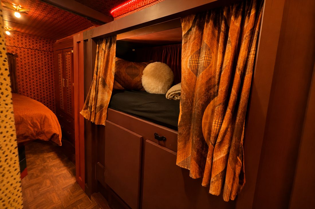 Stiggypop curtained bunk nook